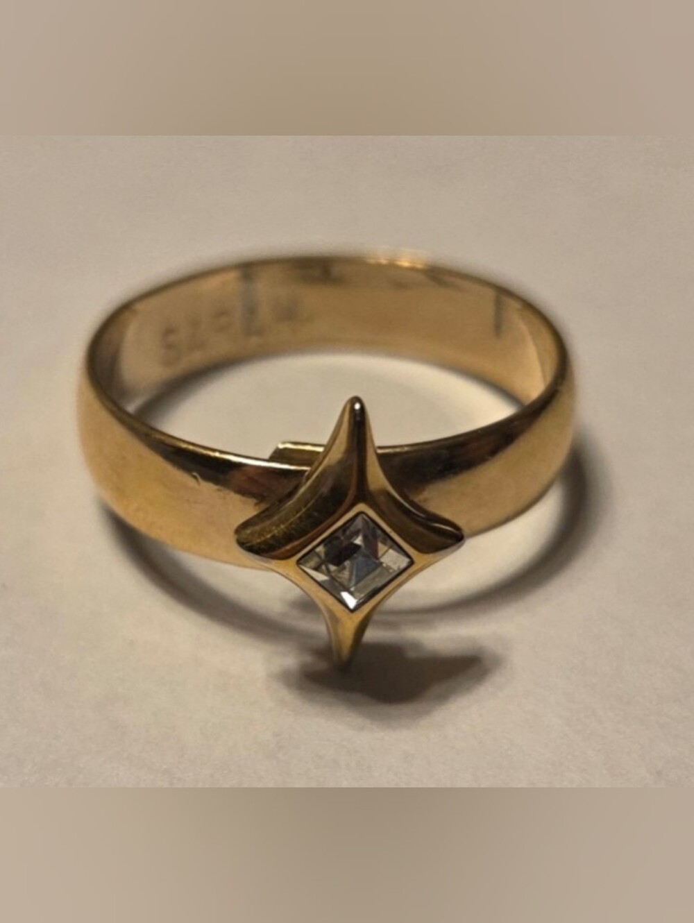 Vintage Sarah Coventry Adjustable Ring